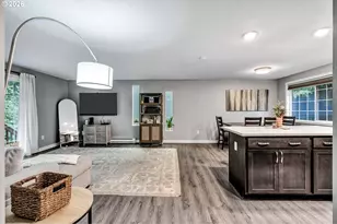 9505 SW 50th Ave, Portland, OR 97219 - Photo 6