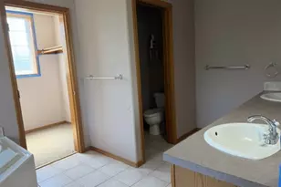 38266 E Knieriem Rd, Corbett, OR 97019 - Photo 18
