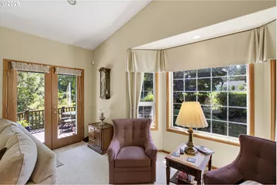 1056 Quail Ct, Hood River, OR 97031 - Photo 18