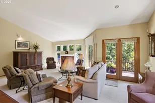 1056 Quail Ct, Hood River, OR 97031 - Photo 10