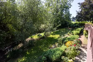 1056 Quail Ct, Hood River, OR 97031 - Photo 16