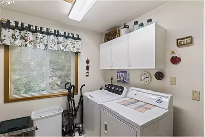 1056 Quail Ct, Hood River, OR 97031 - Photo 32