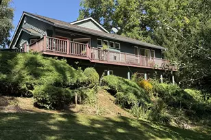 1056 Quail Ct, Hood River, OR 97031 - Photo 14