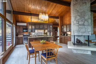 1751 Fairhill Dr, Roseburg, OR 97471 - Photo 10