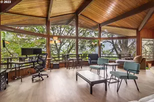 1751 Fairhill Dr, Roseburg, OR 97471 - Photo 4