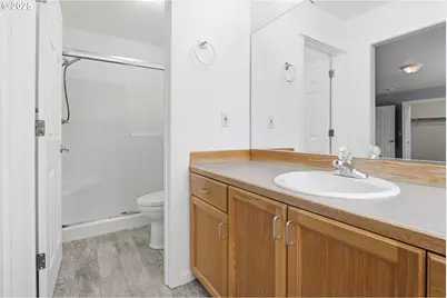 1421 SW Binford Lake Pkwy, Gresham, OR 97080 - Photo 24