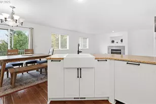 1421 SW Binford Lake Pkwy, Gresham, OR 97080 - Photo 16