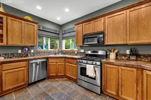 1035 E Pioneer Loop, La Center, WA 98629 - Photo 10