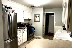 321 E 27th St, Vancouver, WA 98663 - Photo 6