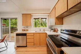 4239 SW Garden Home Rd, Portland, OR 97219 - Photo 10