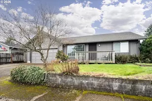 5621 C St, Springfield, OR 97478 - Photo 2
