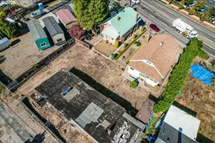 1152 NE Columbia Blvd, Portland, OR 97211 - Photo 12