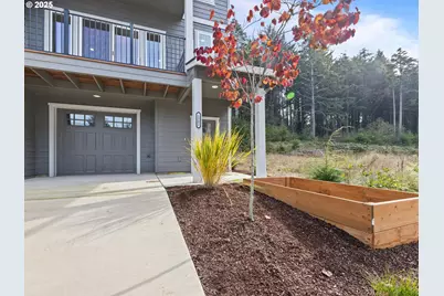 1502 SE Marine Ave, Lincoln City, OR 97367 - Photo 2