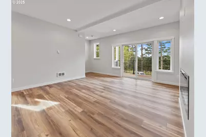 1502 SE Marine Ave, Lincoln City, OR 97367 - Photo 10