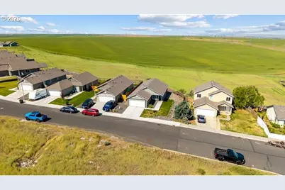 2768 High Desert Loop, Umatilla, OR 97882 - Photo 28
