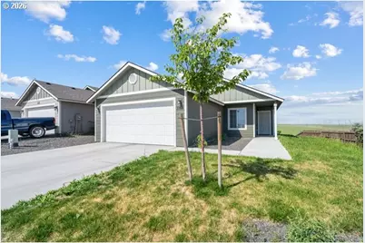 2768 High Desert Loop, Umatilla, OR 97882 - Photo 1