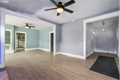 5027 NE 16th Ave, Portland, OR 97211 - Photo 8