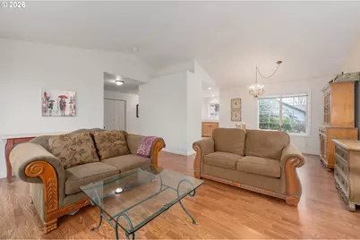 2418 Kalmia St, Eugene, OR 97404 - Photo 8