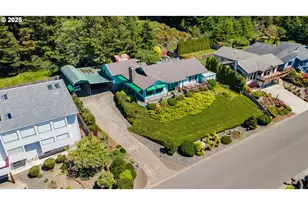 705 Prefontaine Dr, Coos Bay, OR 97420 - Photo 2