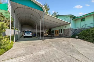 705 Prefontaine Dr, Coos Bay, OR 97420 - Photo 46