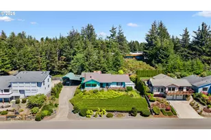 705 Prefontaine Dr, Coos Bay, OR 97420 - Photo 48