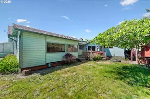 705 Prefontaine Dr, Coos Bay, OR 97420 - Photo 44