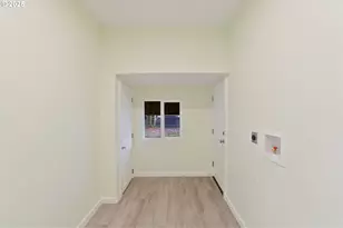 715 19th St, Salem, OR 97301 - Photo 24