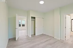 715 19th St, Salem, OR 97301 - Photo 18