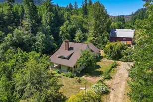 90450 Deadwood Creek Rd, Deadwood, OR 97430 - Photo 10