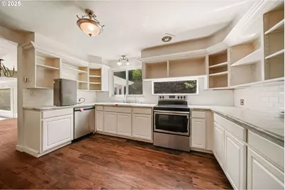 90450 Deadwood Creek Rd, Deadwood, OR 97430 - Photo 24