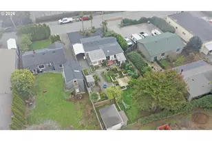 237 Wharf St, Brookings, OR 97415 - Photo 26