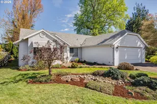 1360 N Locust St, Canby, OR 97013 - Photo 2