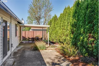 1360 N Locust St, Canby, OR 97013 - Photo 36