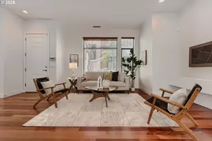 1616 NW Riverscape St, Portland, OR 97209 - Photo 4