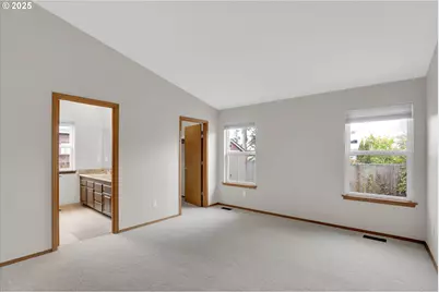 175 NE Chancellor Ct, Hillsboro, OR 97124 - Photo 16