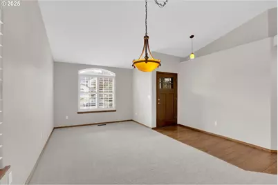 175 NE Chancellor Ct, Hillsboro, OR 97124 - Photo 6