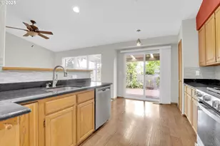 175 NE Chancellor Ct, Hillsboro, OR 97124 - Photo 14