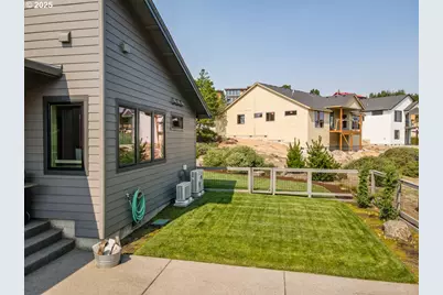 512 Meadows Dr, Manzanita, OR 97130 - Photo 14