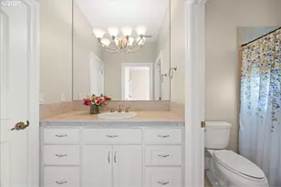 5436 SW Champion Pl, Portland, OR 97225 - Photo 32