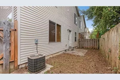 14722 NE Flanders St, Portland, OR 97230 - Photo 26
