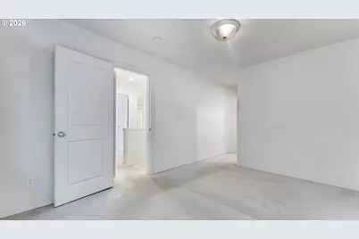 14722 NE Flanders St, Portland, OR 97230 - Photo 18