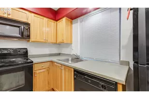 14722 NE Flanders St, Portland, OR 97230 - Photo 30