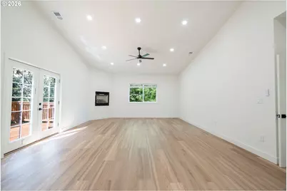 13550 SE Clatsop St, Happy Valley, OR 97086 - Photo 24