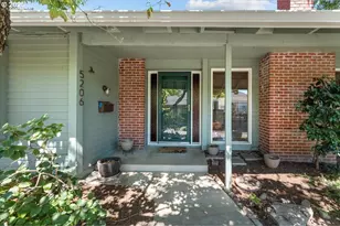 5206 SW Barclay Ct, Beaverton, OR 97005 - Photo 2