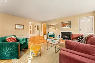 9810 SW 55th Ave, Portland, OR 97219 - Photo 10