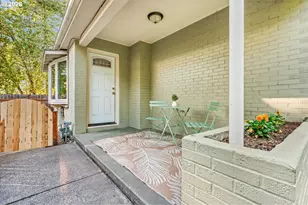 9810 SW 55th Ave, Portland, OR 97219 - Photo 42