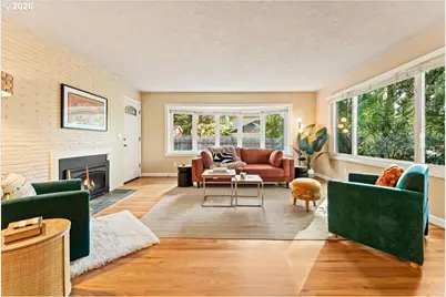 9810 SW 55th Ave, Portland, OR 97219 - Photo 8