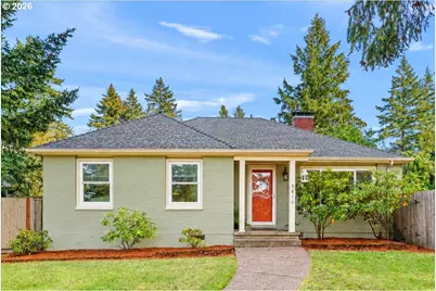 9810 SW 55th Ave, Portland, OR 97219 - Photo 6