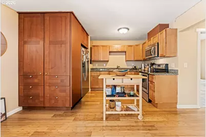 9810 SW 55th Ave, Portland, OR 97219 - Photo 38