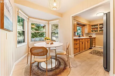 9810 SW 55th Ave, Portland, OR 97219 - Photo 26
